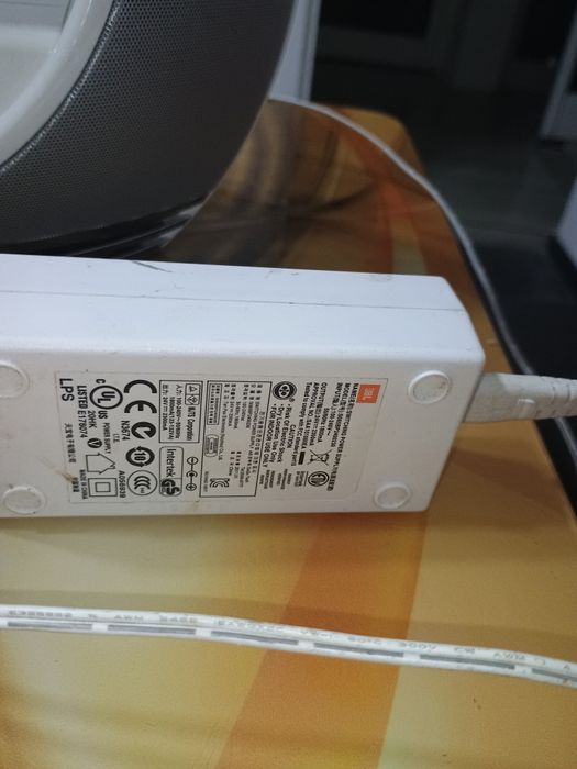 JBL RADIAL колона