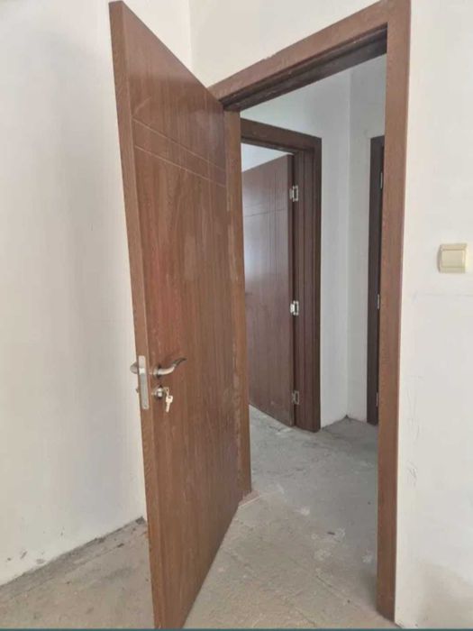 Интериорни врати