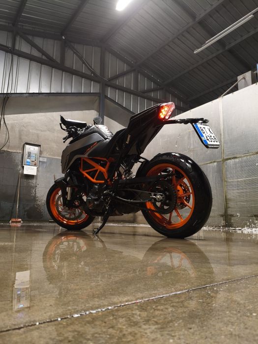 KTM  duke 390 2021