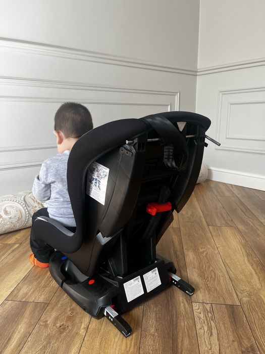 Детское автокресло