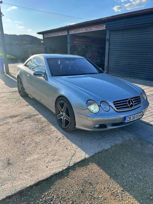 Mercedes-Benz CL 500 V8