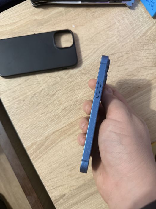 Iphone 14 pro 128 gb 82%  iphone 13 mini 79% 256gb negociabil  la pret