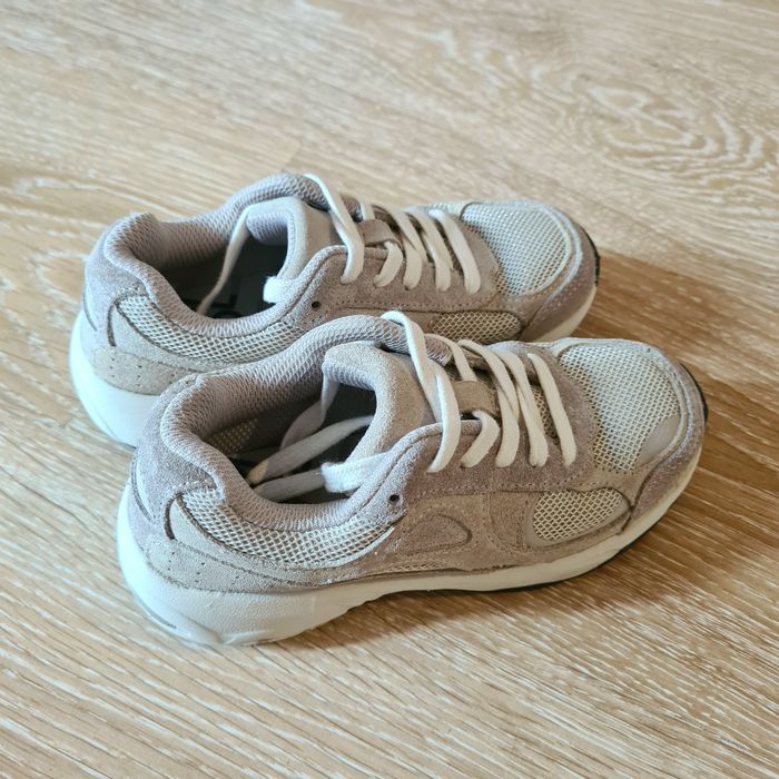 Кроссовки Zara для девочек