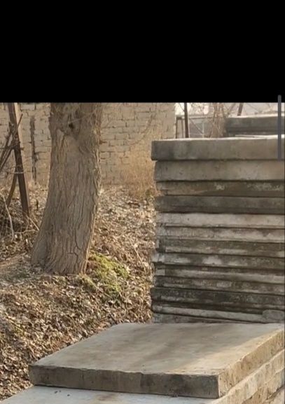 Опалубка сотилади 2 та комплект