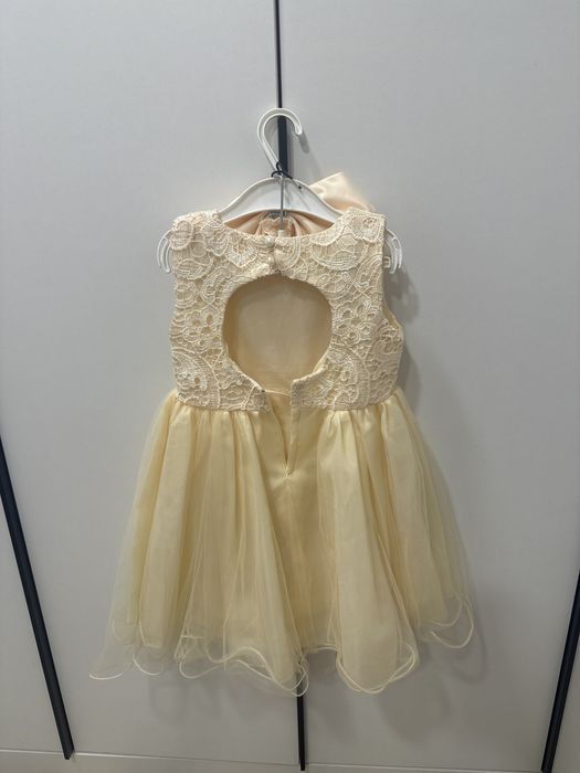 Платье празднечное на девочку