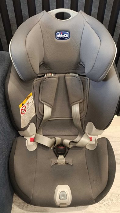 Детское авто-кресло Chicco 0+