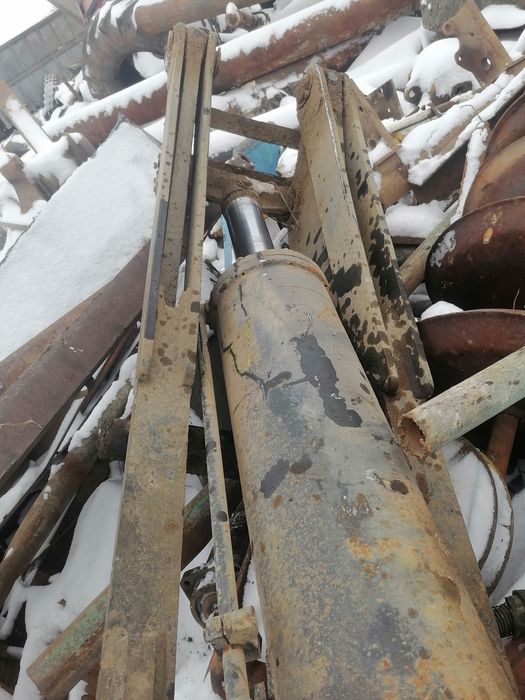 Продам цилиндр подъёма от Камки