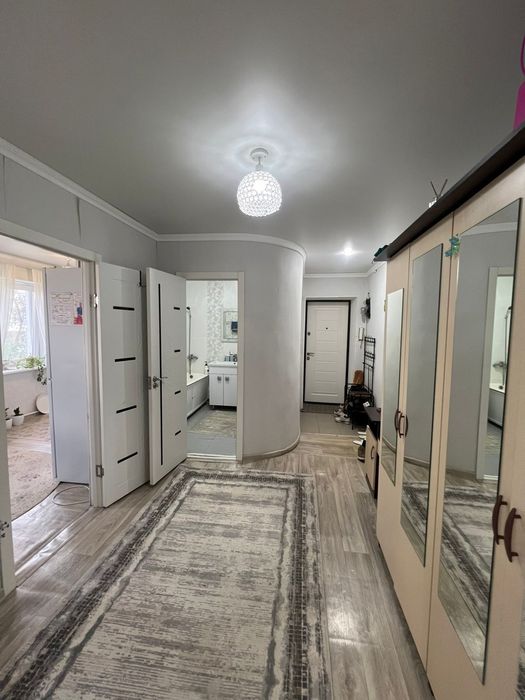 Продам 2 х кв 5/5 эт 60 м2 1977 г