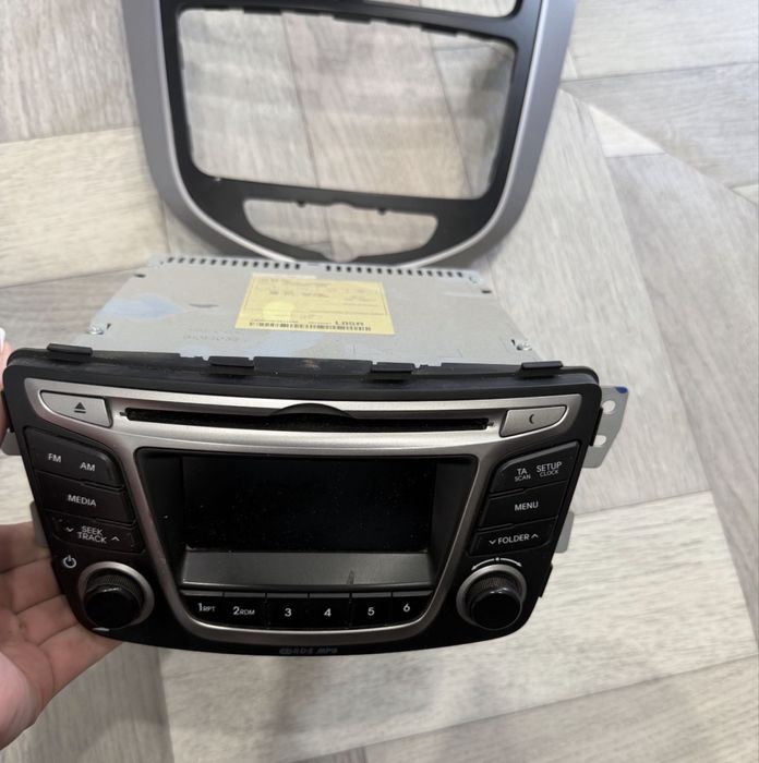 Штатная автомагнитола