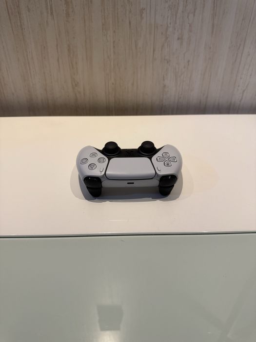 Ps 5 slim digital edition + controller + jocuri in valoare de 1200 lei