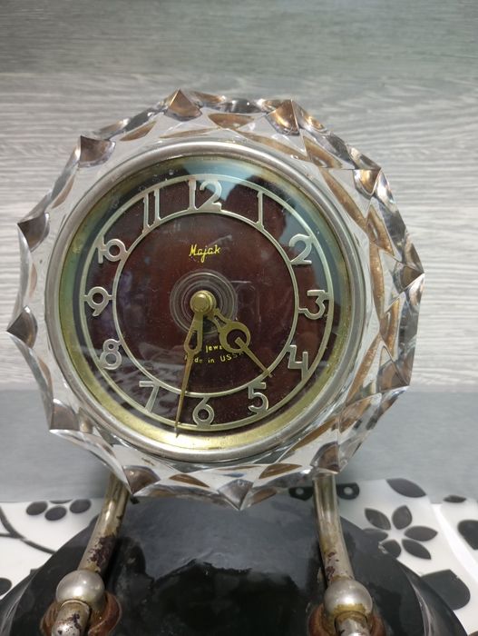 Продаётся часы антиквар