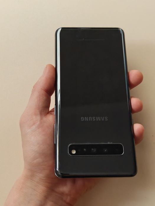 Samsung S10 256 gb 5G android 11 корейский