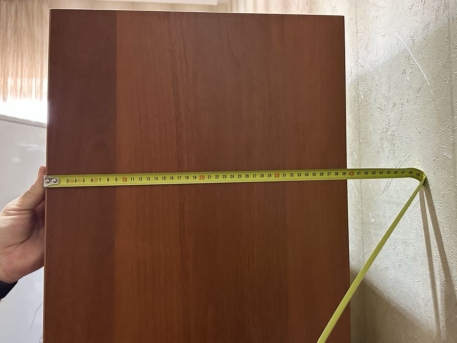 Продается книжный шкаф