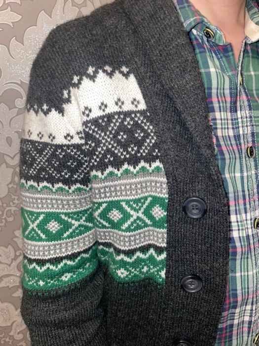 Продам рубашку и свитер