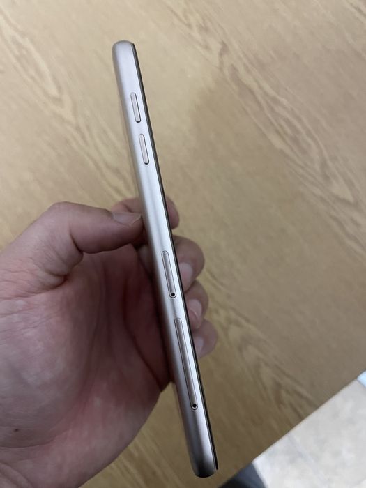 Samsung j7 за части