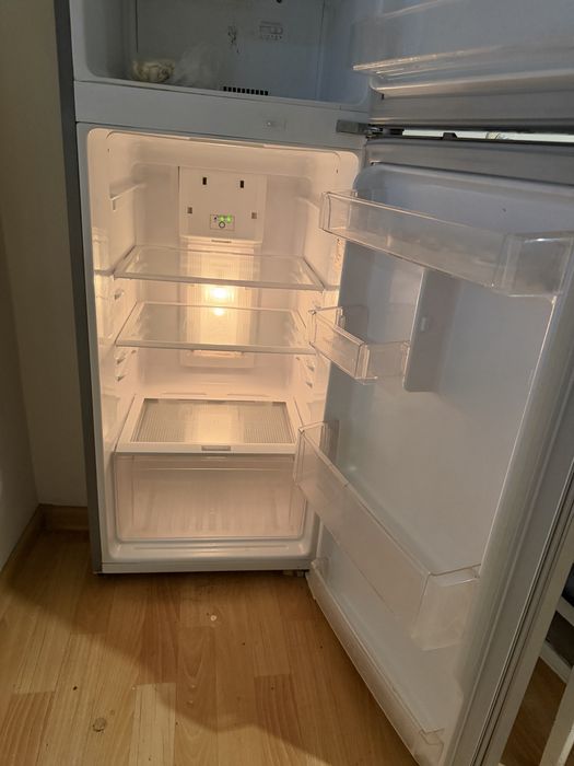 Продам Холодильник LG No Frost