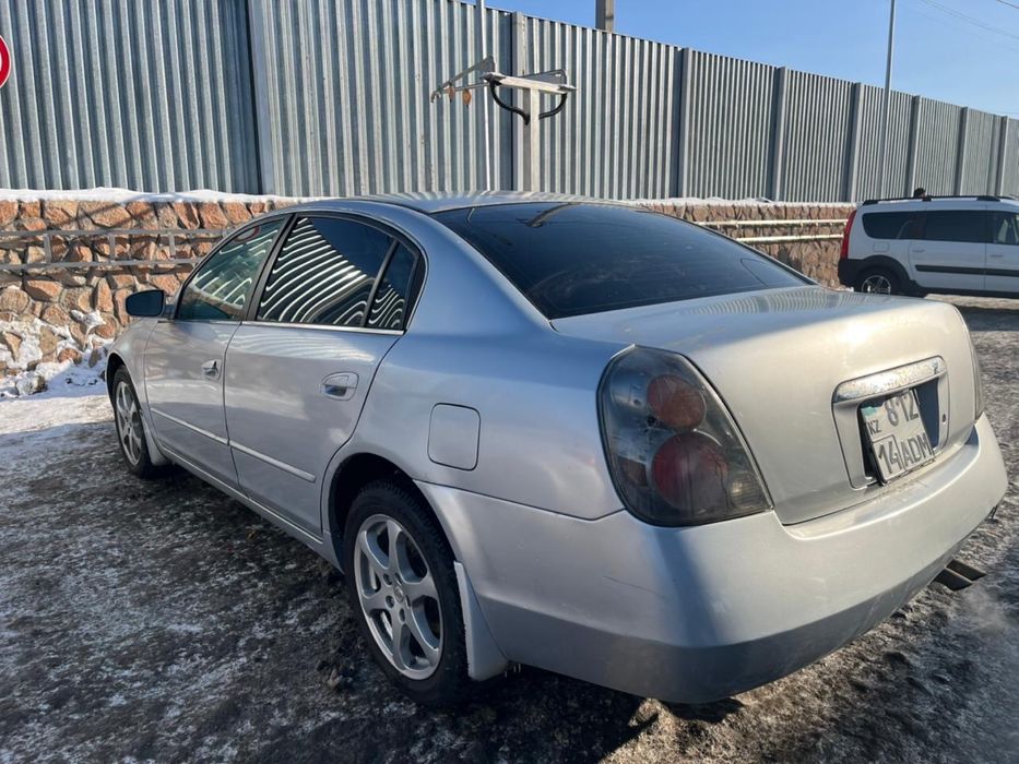 Продам Ниссан Алтима 2004 год.