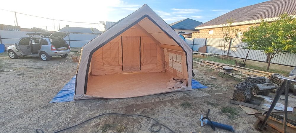 Надувная палатка