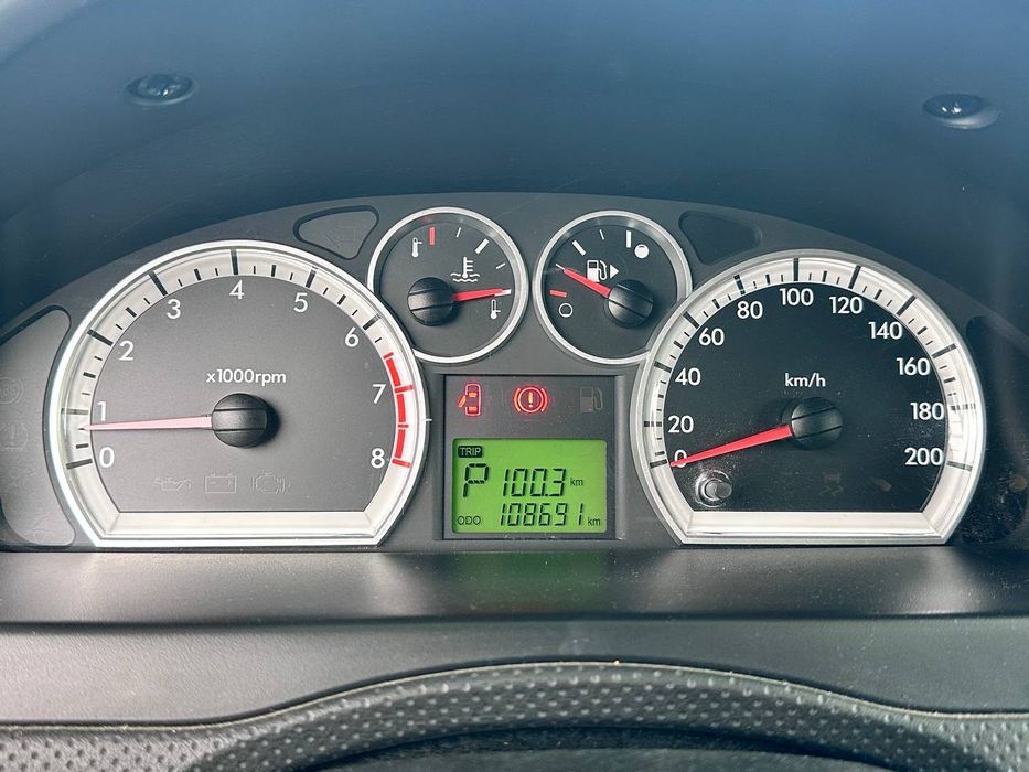 Сотилади Некся 3