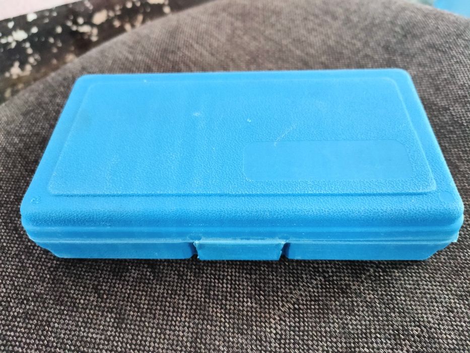 Набор коронок по дереву.