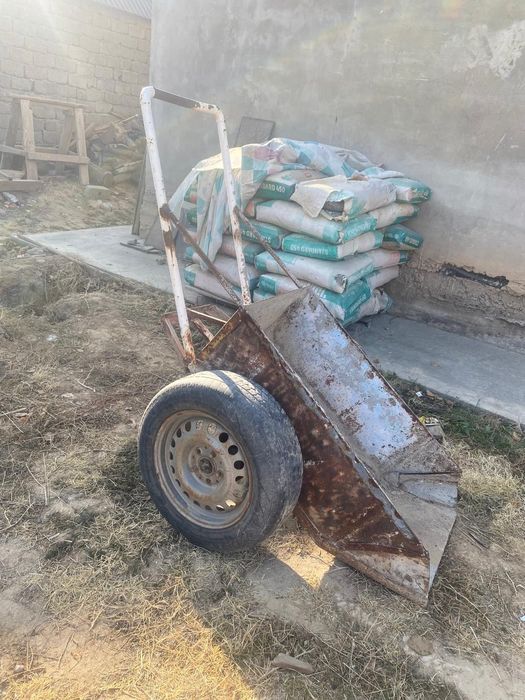 Тачка арба б/у для стройки