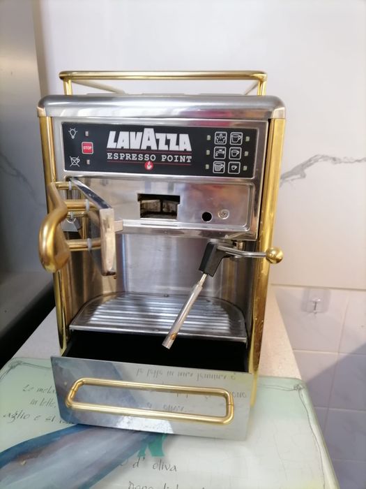 Кофемашина плюс капсулы