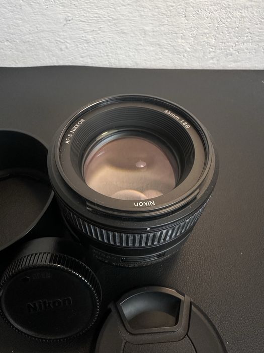 Nikon 85mm f/1.8G AF-S – Portretist de Elită, Stare Impecabilă