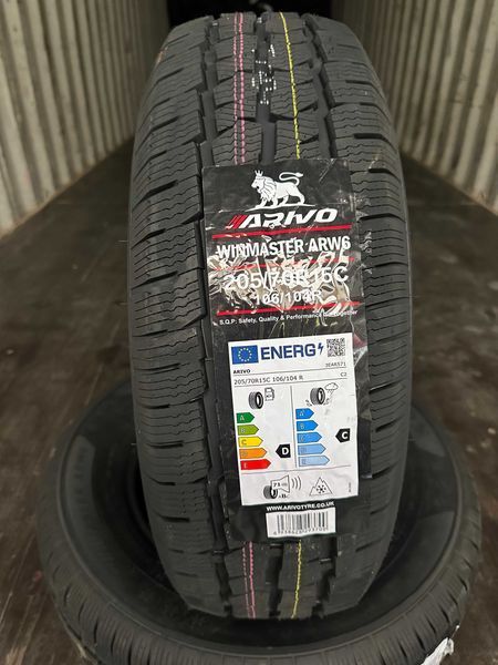 Нови Зимни Бусови Гуми Arivo Winmaster 205/70R15C 106/104R НОВ DOT
