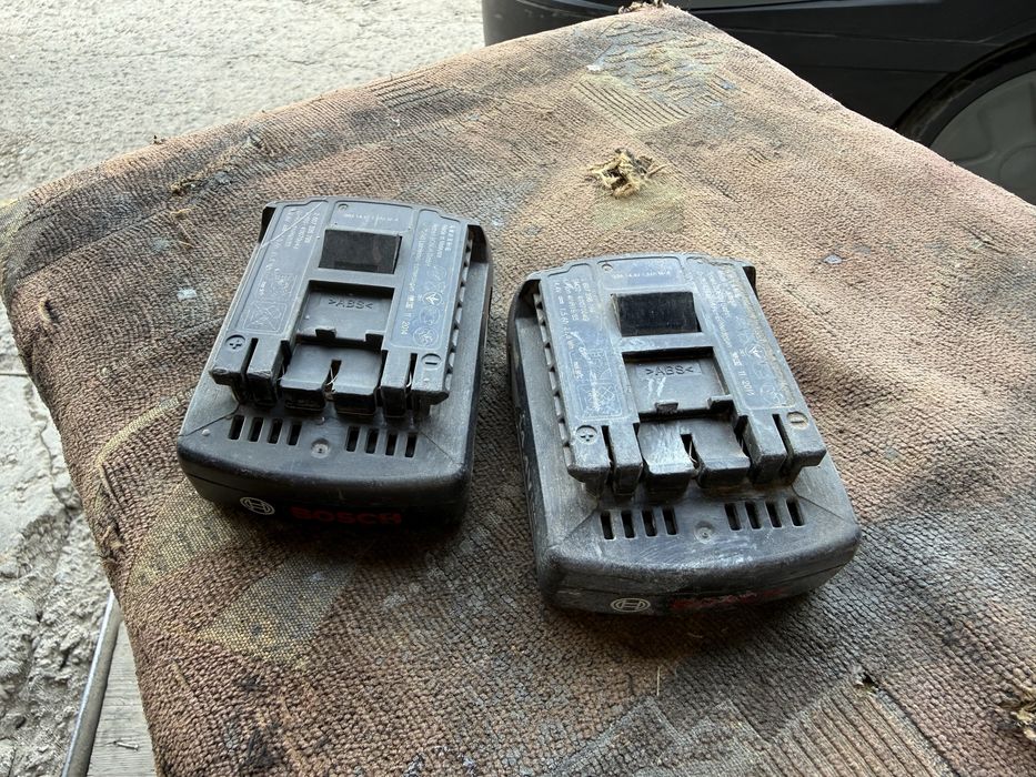 * BOSCH 2 аккумулятора! Б/у