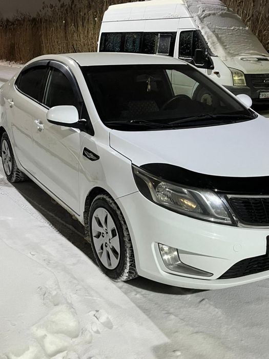 Продам киа рио 2014