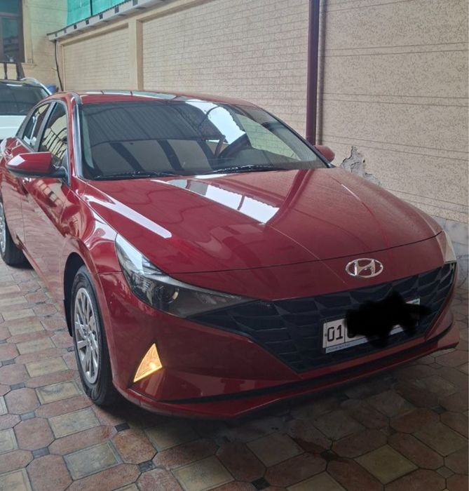 Hyundai Elantra 2021