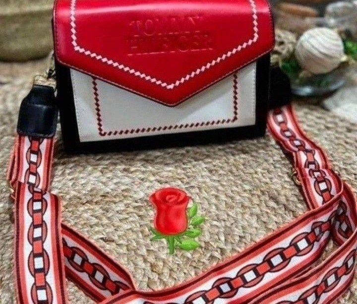 Genti mini dama,model  Tommy Hilfiger saculet, etichetă incluse