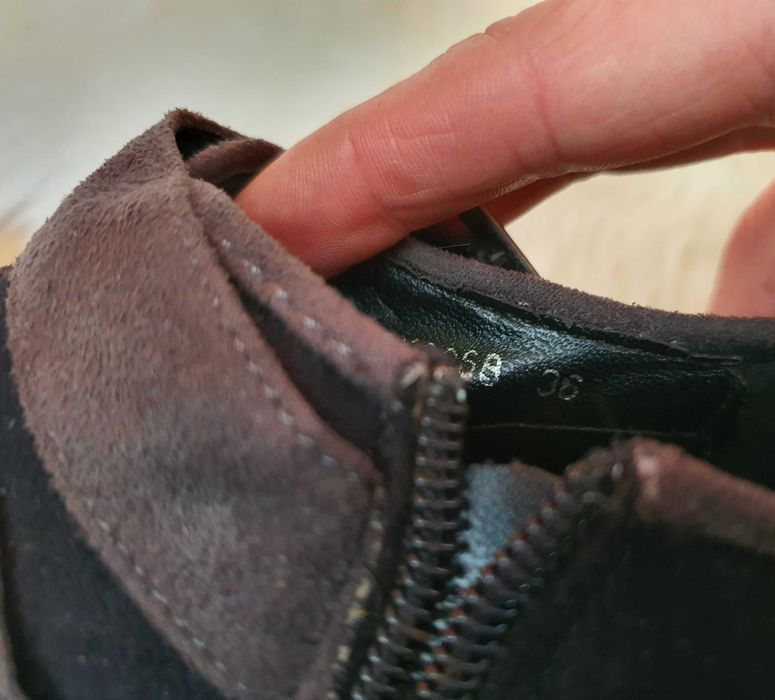 Botine cu toc inalt de culoare negru marimea 36