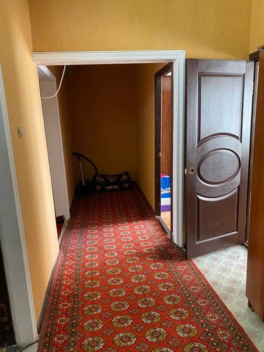 Массив Куйлюк-4 квартира  4 х к, 4 этаж французская планировка