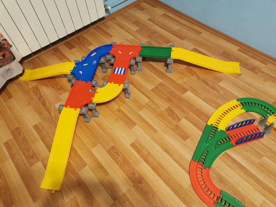 Mega circuit si parcare Wader