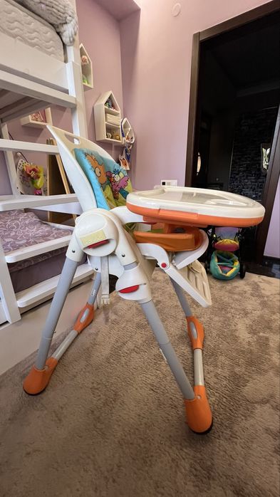 Детский стульчик для кормления Chicco