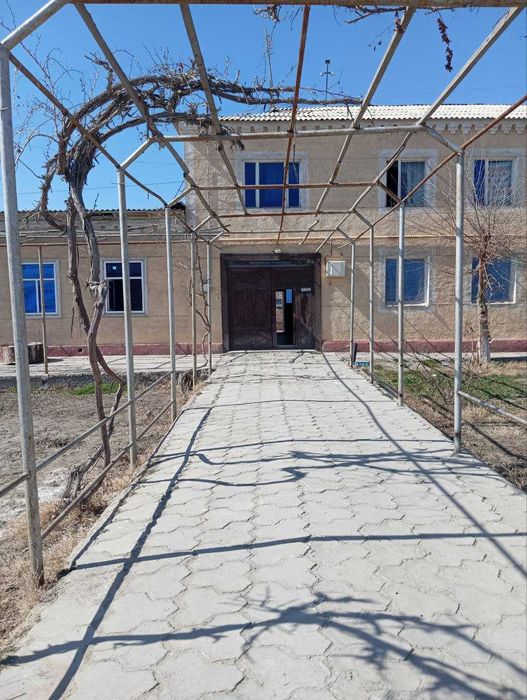 Бухоро вилоят Коракул туманида участка сотилади