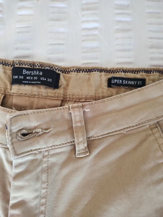 Blugi scurti bershka