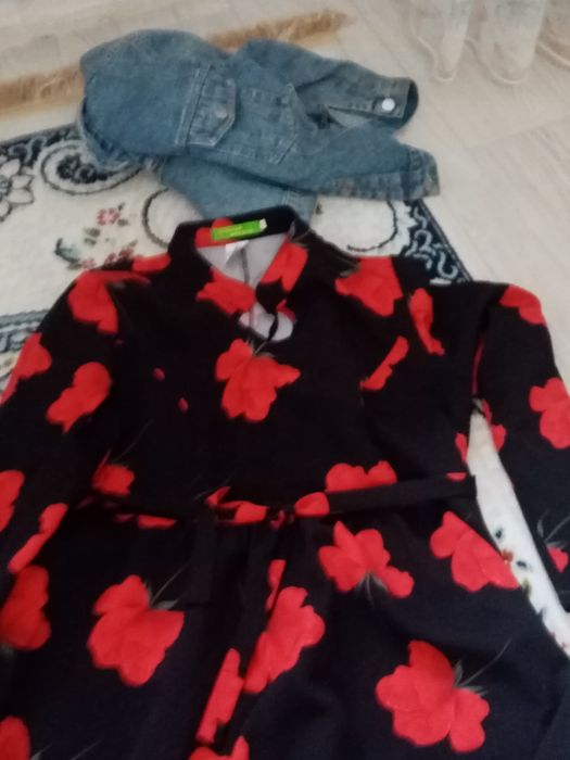 Продам разную одежду женскую