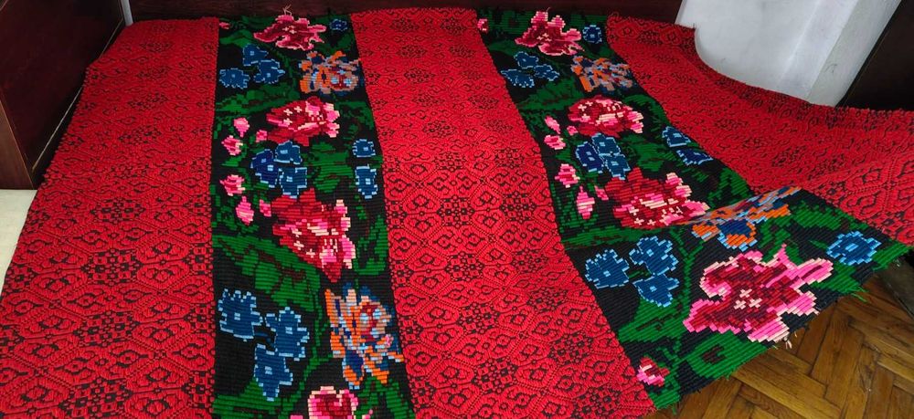 Ръчно изработени китеници