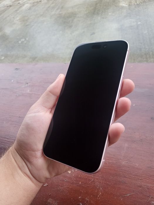 Telefon Iphone 15 Roz Foarte Bun 128GB 5G 88% Baterie Trimit Schimb