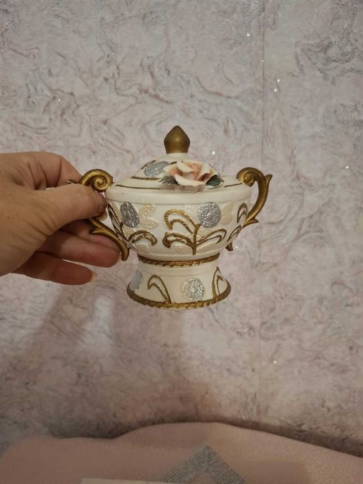 Кутия за     Бижута