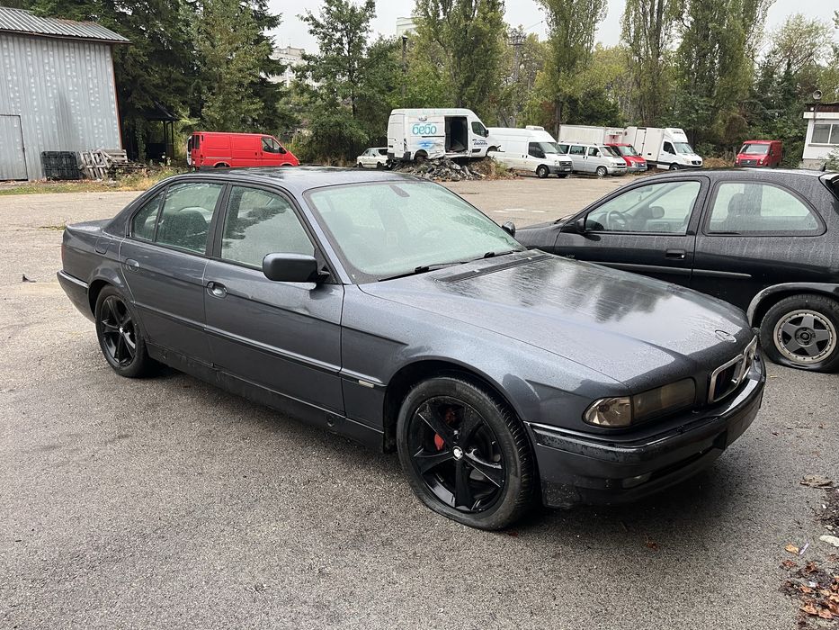На части BMW E38 2.5 TDS Автомат