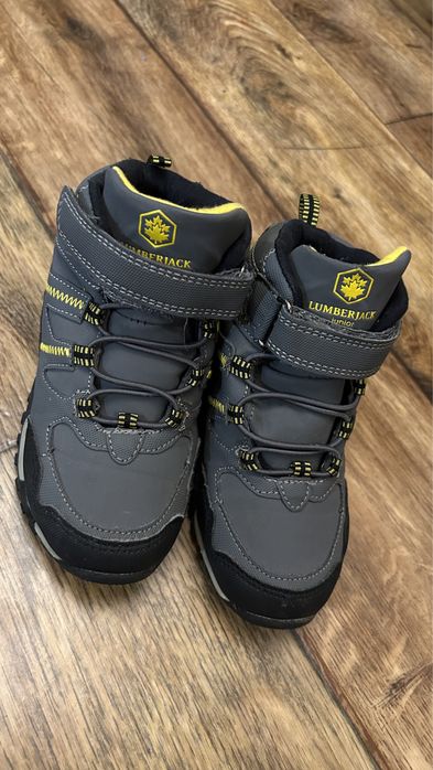 Утепленные ботинки