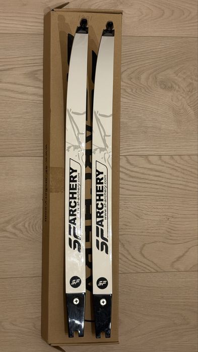 Lame arc recurve Sebastien Flute Axiom+ 36 lbs, Medium, ILF