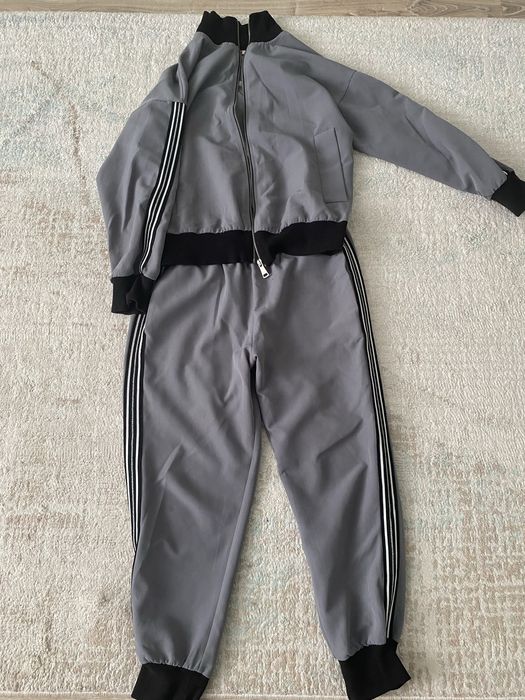 Продам женская спортивка