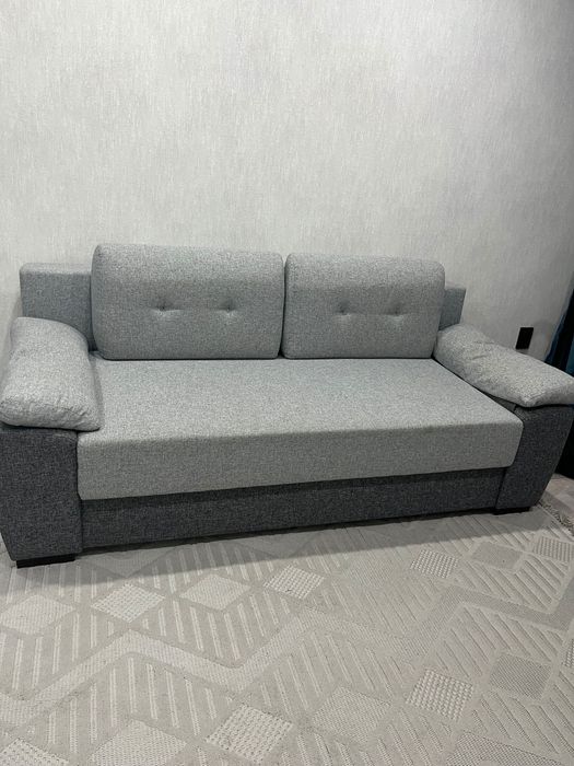 Софа серая стильная