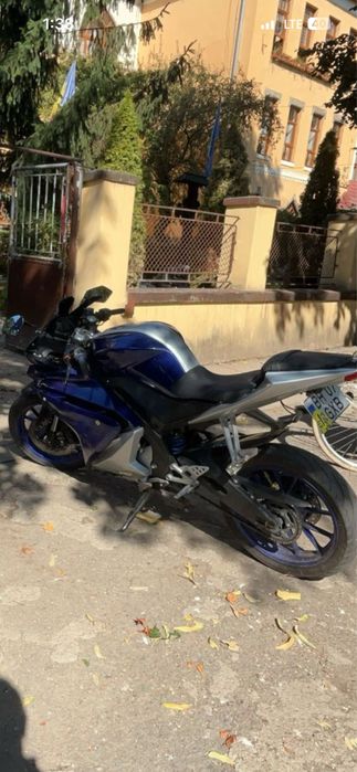 Se vinde motor Yamaha yzf