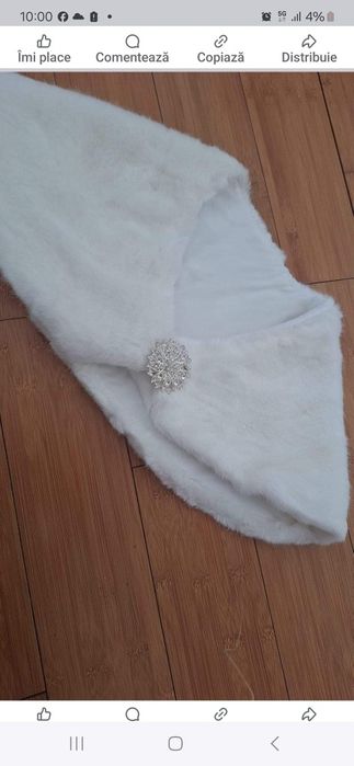 Cape elegante din blanita