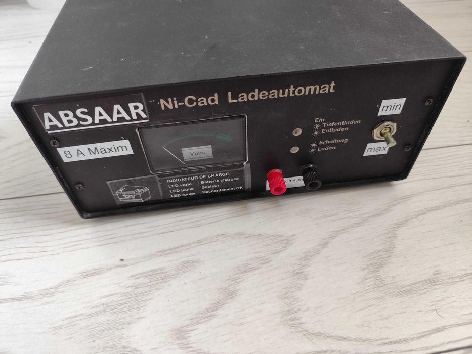 Redresor ,condesatori,termostat